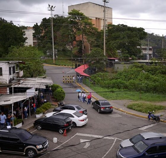 Number of prisoners released in Venezuela rises to 18, rights groups say