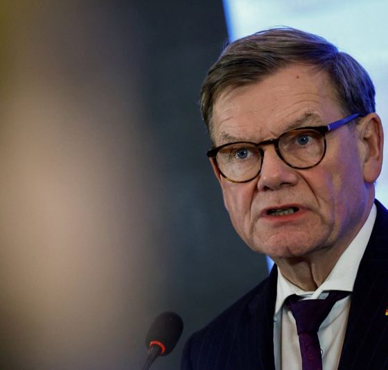 German foreign minister puts emphasis on close ties before US trip