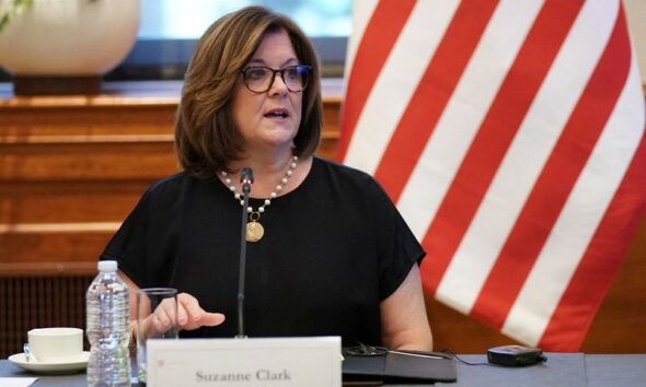 Analysis-American CEOs push back on Trump ... mildly