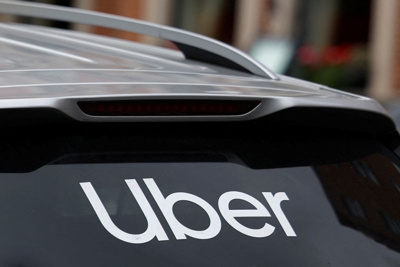 Bill to allow Uber, Lyft in Israel gains committee approval
