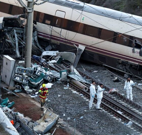 Exclusive-Investigators find broken joint on track at Spanish rail crash site, source says