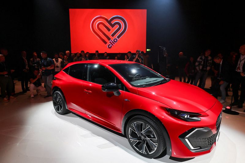 Renault 2025 volumes up 3% as Clio, Sandero boost sales