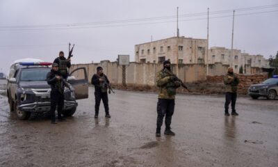 Syrian troops, Kurdish forces poised on front lines as truce deadline looms