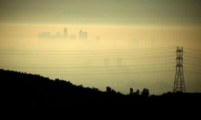 US electric grid shows escalating stress amid cold blast