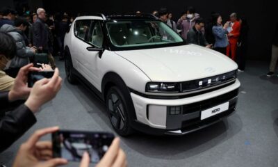 Shares in South Korean automakers slide after Trump post on raising tariffs