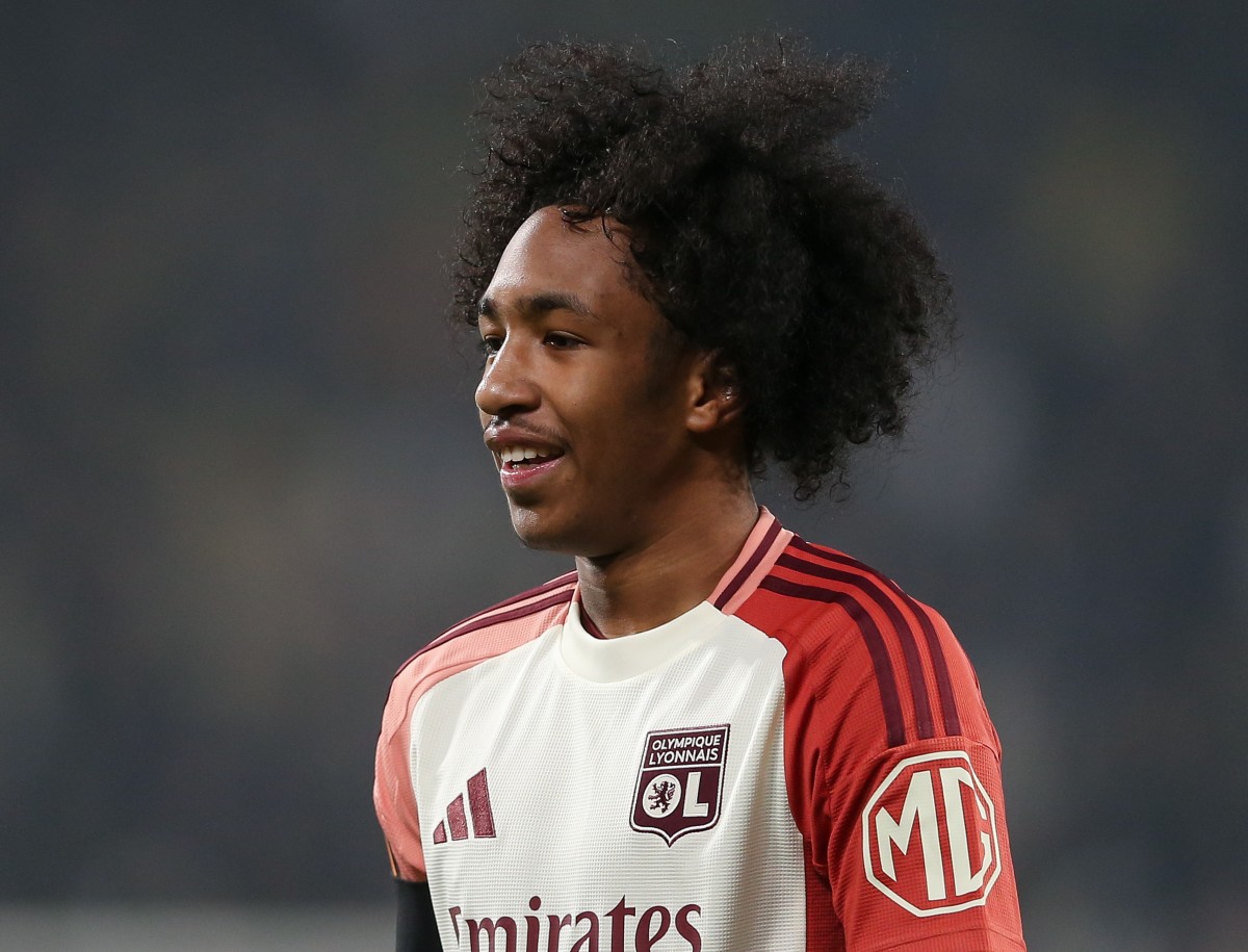 Malick Fofana in action for Lyon against Fenerbahce