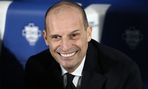 COMO, ITALY - JANUARY 15: AC Milan coach Massimiliano Allegri looks on during the Serie A match between Como 1907 and AC Milan at Giuseppe Sinigaglia Stadium on January 15, 2026 in Como, Italy. (Photo by Marco Luzzani/Getty Images)