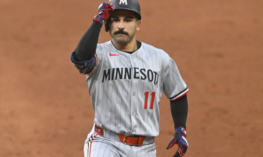 Nationals Claim Mickey Gasper, Designate Andry Lara For Assignment