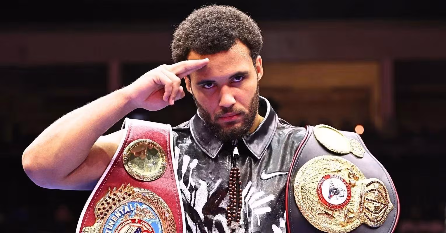 Derek Chisora tells Moses Itauma to avoid one heavyweight: "He'll smoke you"