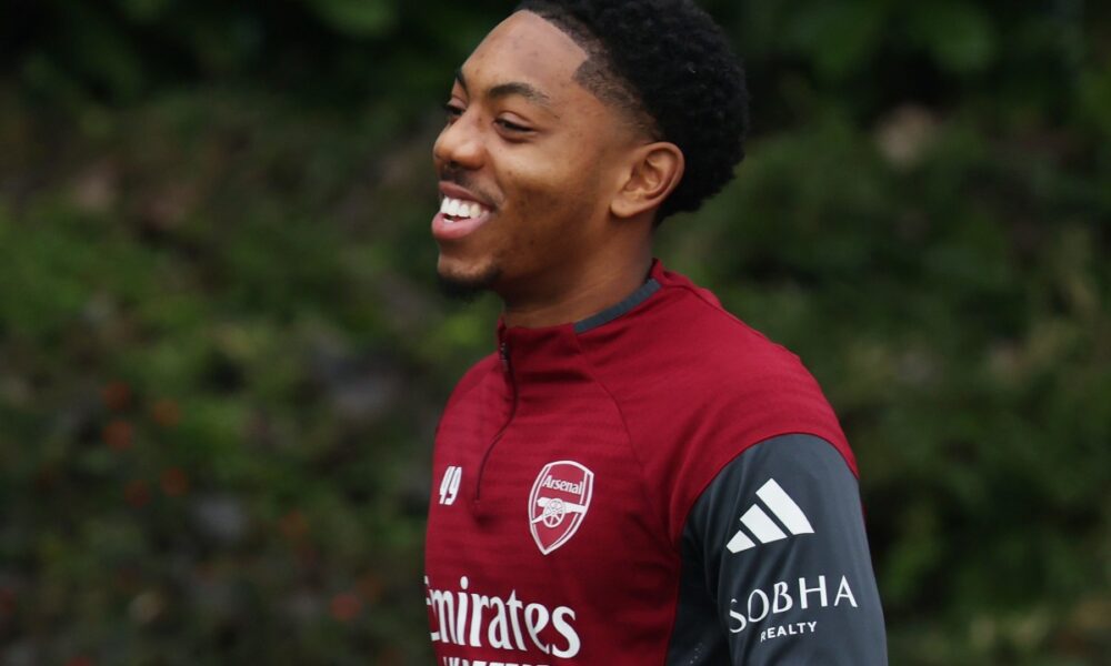 Myles Lewis-Skelly in Arsenal training
