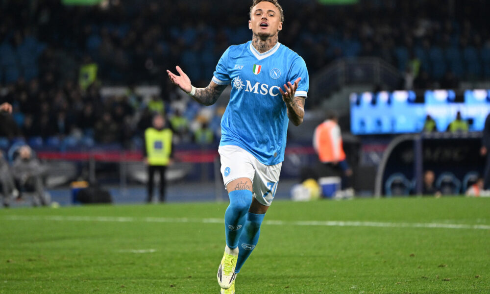 NAPLES, ITALY - JANUARY 14: Noa Lang of SSC Napoli reacts during the Serie A match between SSC Napoli and Parma Calcio 1913 at Stadio Diego Armando Maradona on January 14, 2026 in Naples, Italy. (Photo by Francesco Pecoraro/Getty Images)