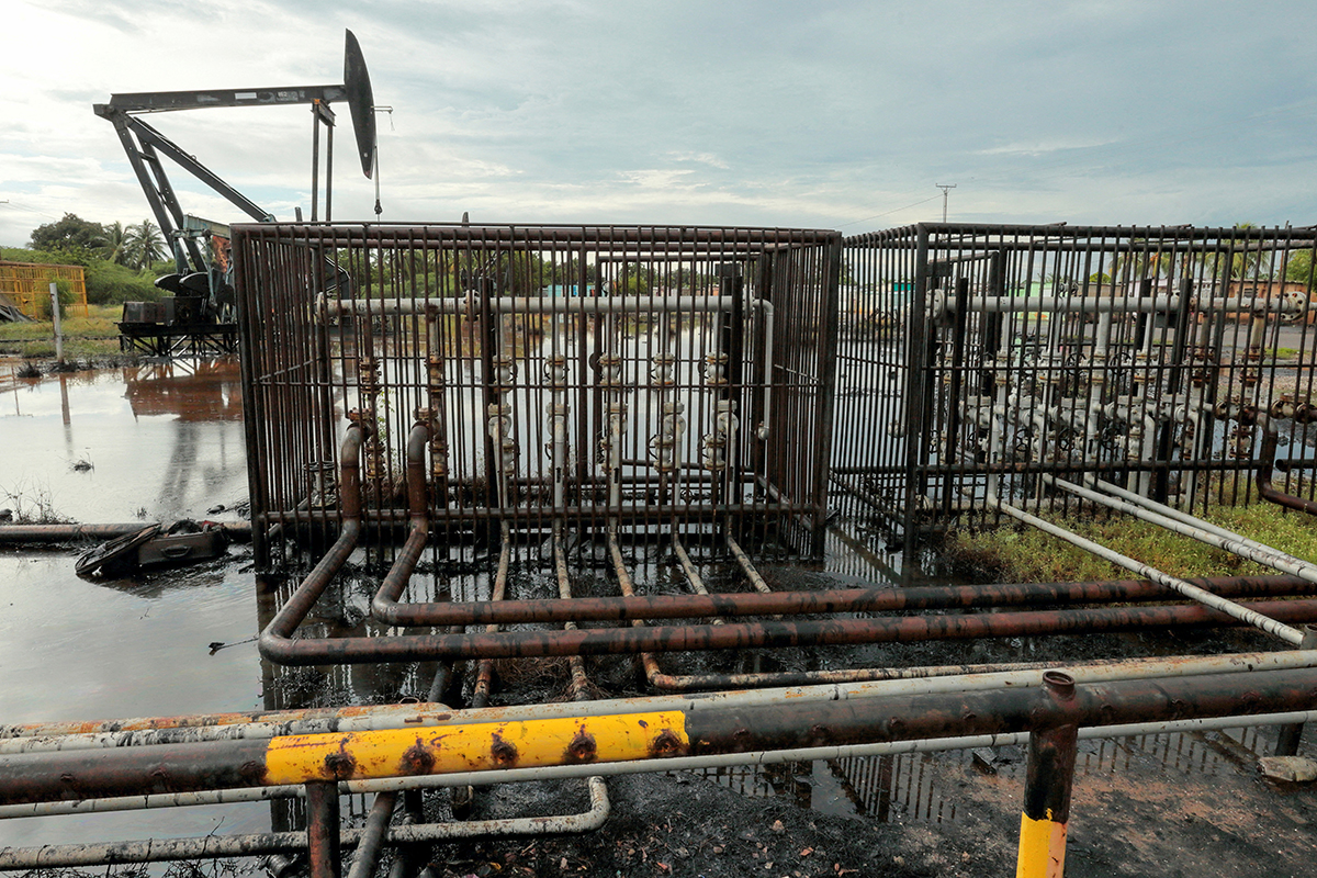 Oil field near Lake Maracaibo, in Cabimas