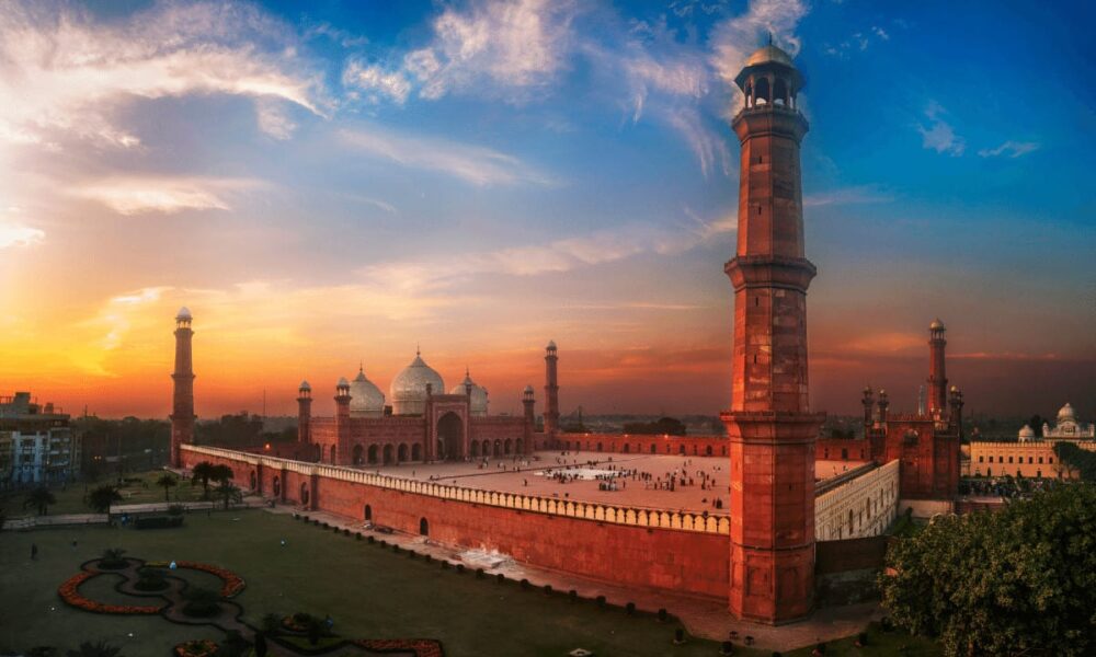 Pakistan Partners With World Liberty Financial to Pilot USD1 Stablecoin for Cross-Border Payments