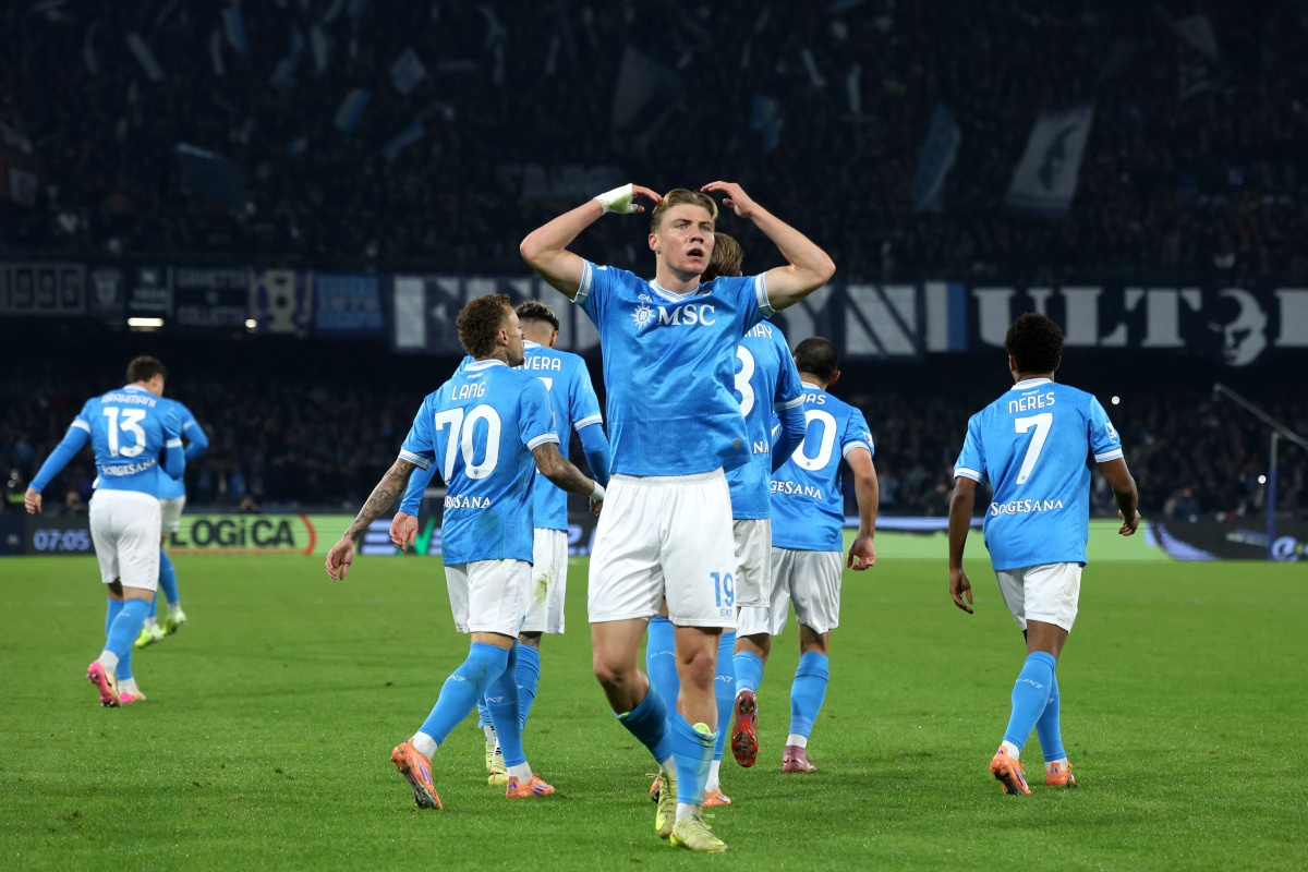 NAPLES, ITALY - DECEMBER 07: Rasmus Hojlund of SSC Napoli celebrates scoring his team's first goal during the Serie A match between SSC Napoli and Juventus FC at Stadio Diego Armando Maradona on December 07, 2025 in Naples, Italy. (Photo by Francesco Pecoraro/Getty Images)