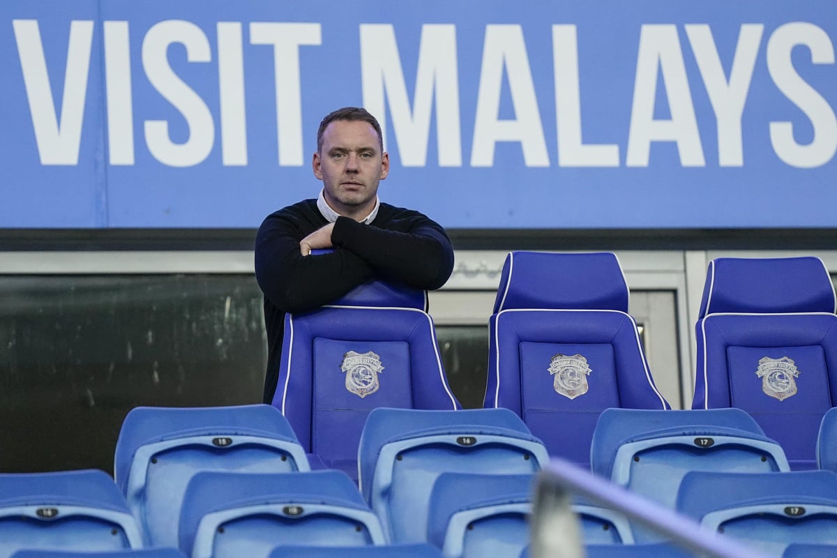 'They're on the floor, on their knees' - Portsmouth January transfer window demand made to help 'lift the place'