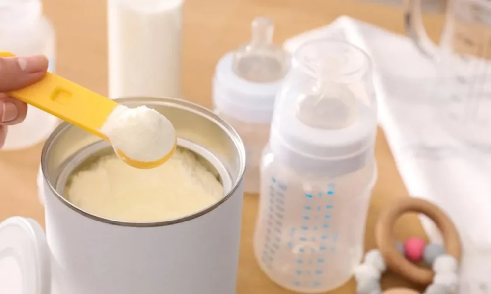 Food safety watchdog confirms baby formula had toxic chemical inside | News UK