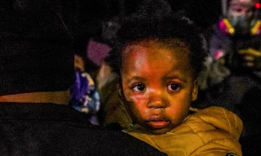 ICE shoots man in the leg and unleashes tear gas on children and protesters | News US