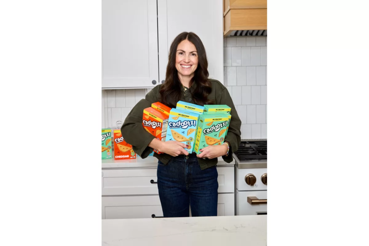 Cadootz debuts flagship cheese crackers