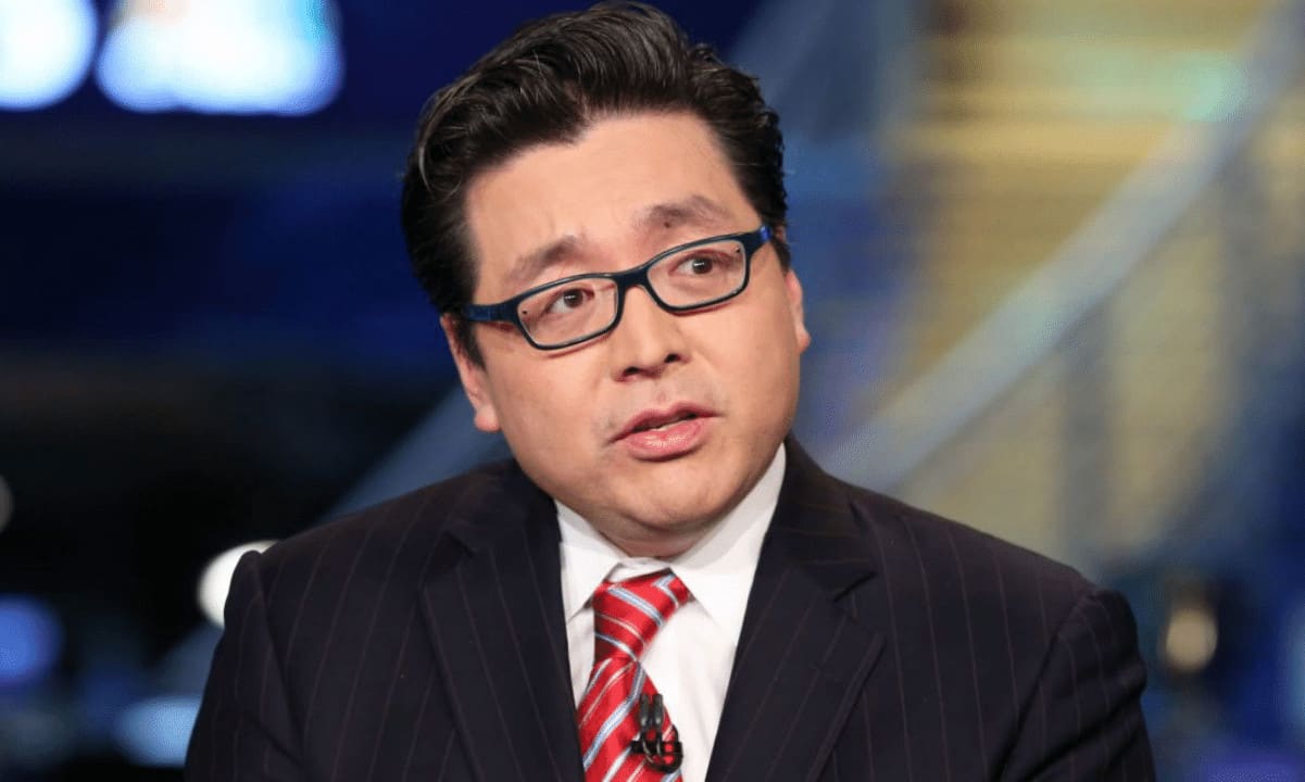 Viral Polymarket Screenshot Claims 53% Odds of Tom Lee Fraud Charges