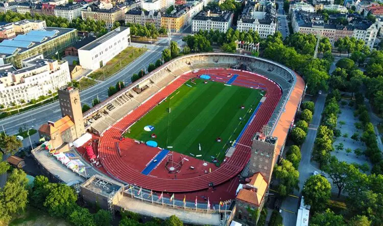 Going green: eco-friendly athletics events in 2026