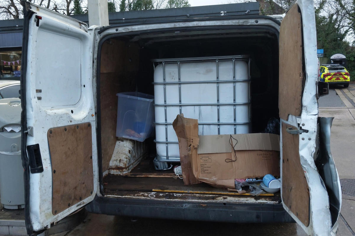 Men who tried to evade police by telling "a fairly long garden path of porkies" arrested in Fareham