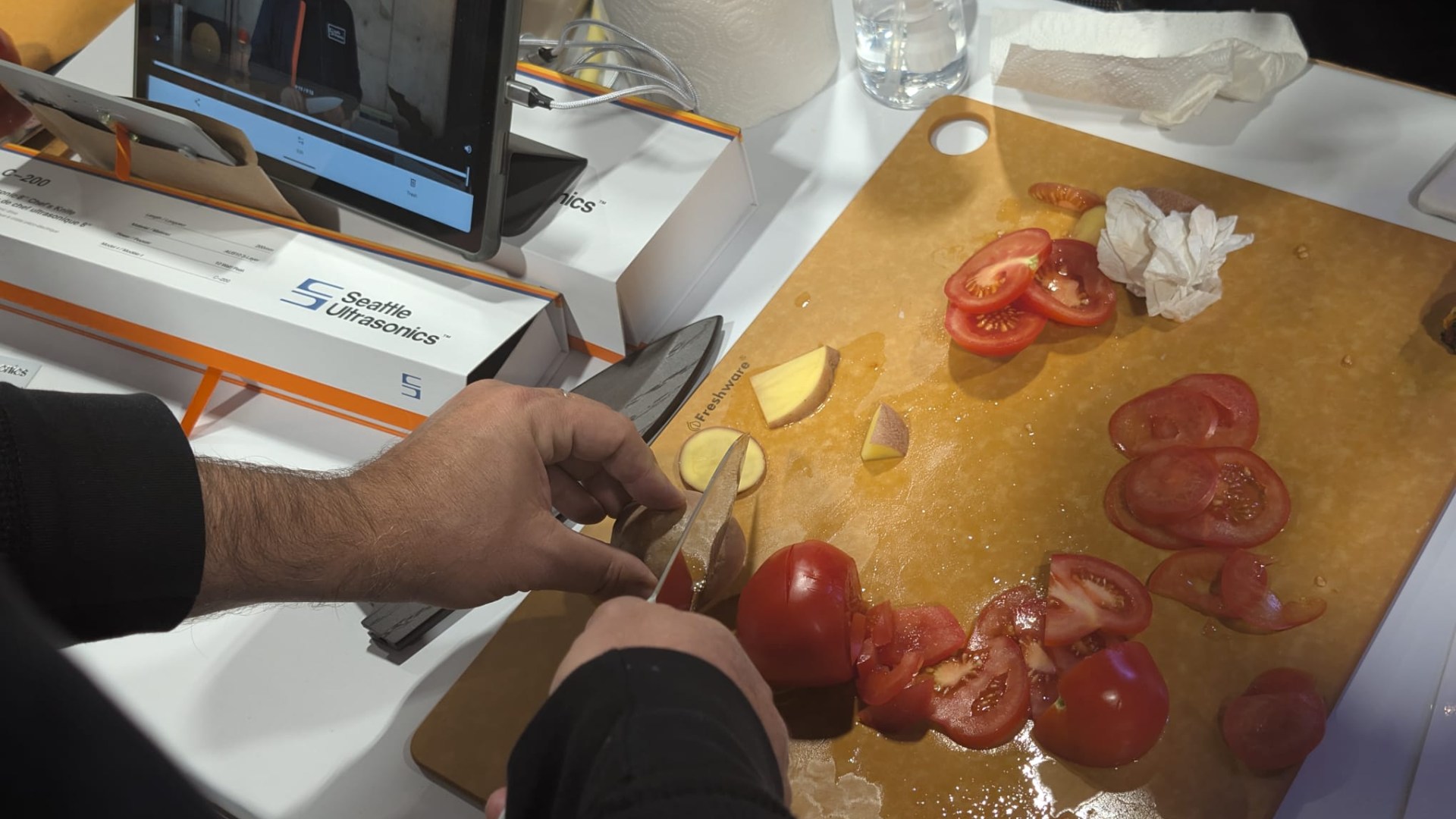 Bizarre new kitchen gadget makes chopping easier than ever by VIBRATING your knife