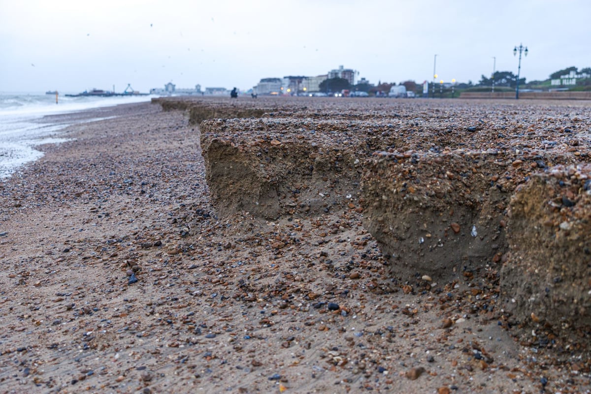 Intriguing mini 'cliffs' of shingle left on Southsea Beach as new sea defences take a battering
