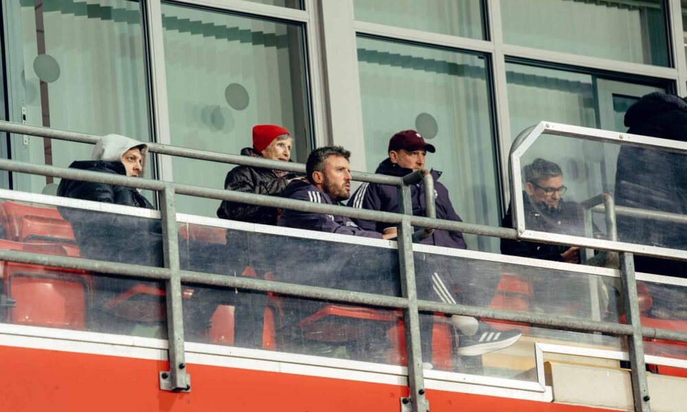 Carrick and staff attend Under-21s clash