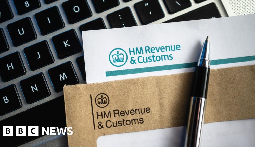 Phone lines stay open as tax return deadline looms