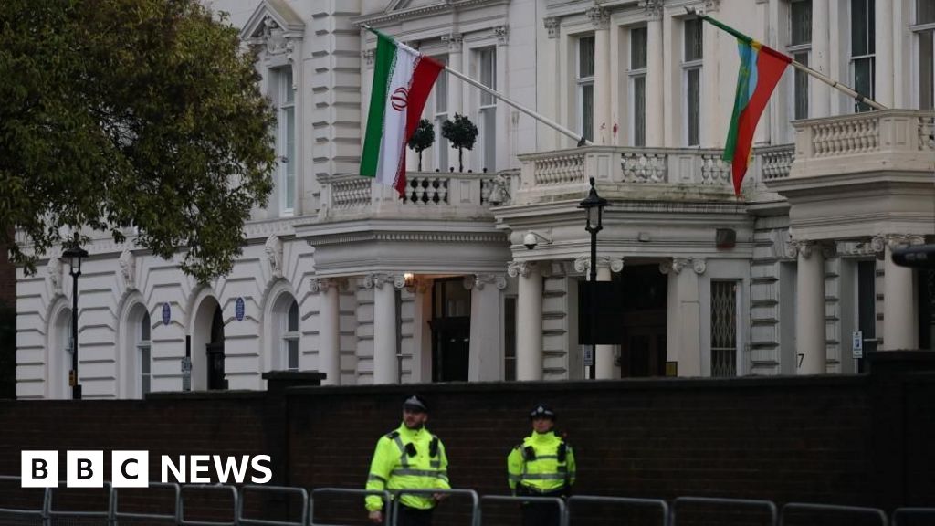Four taken to hospital after Iranian embassy protest