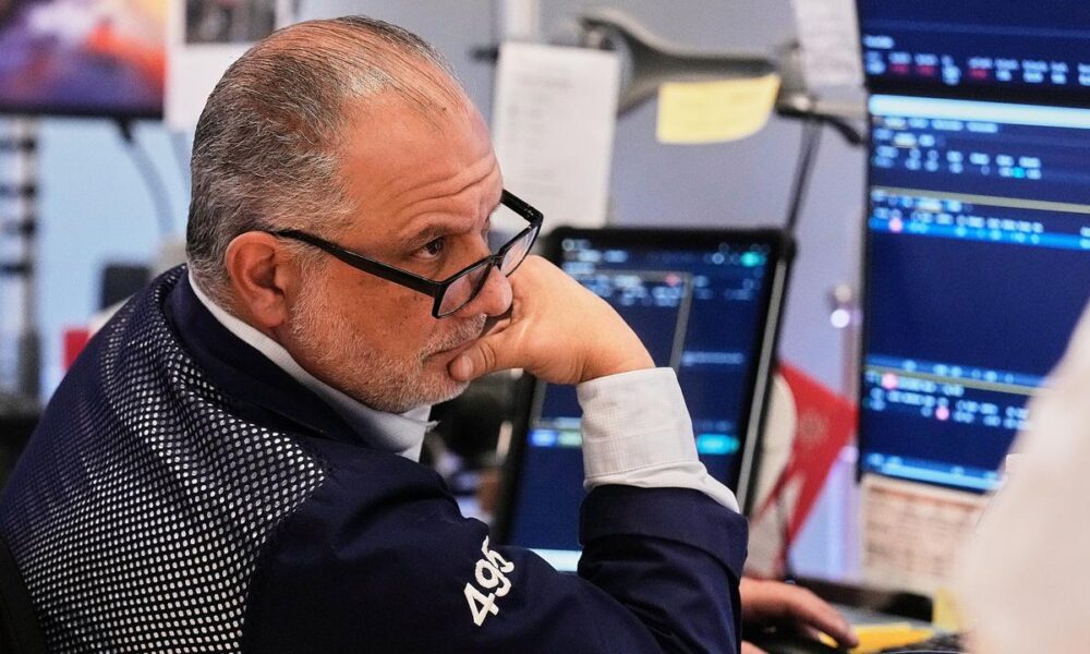 Tech dips, defence rallies in mixed Wall Street session