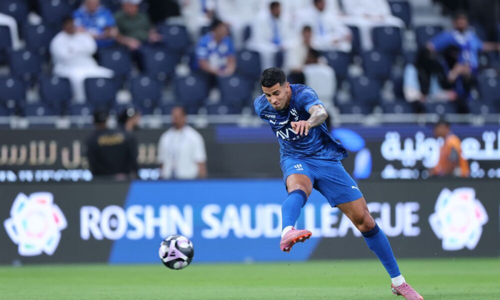 RIYADH, SAUDI ARABIA - SEPTEMBER 13: João Cancelo of Team Al-Hilal FC warms up prior to the Saudi Pro League match between Al Hilal and Al Qadsiah at Kingdom Arena on September 13, 2025 in Riyadh, Saudi Arabia. (Photo by Abdullah Ahmed/Getty Images)