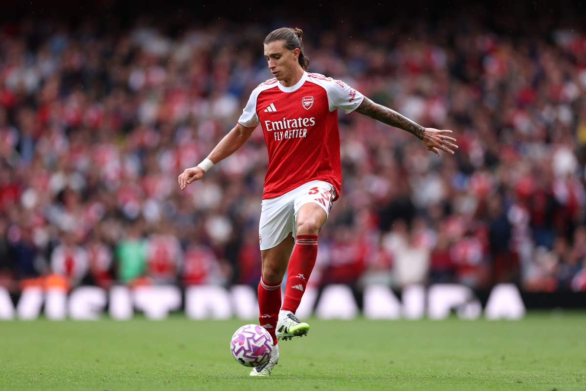 LONDON, ENGLAND - SEPTEMBER 13: Riccardo Calafiori of Arsenal during the Premier League match between Arsenal and Nottingham Forest at Emirates Stadium on September 13, 2025 in London, England. (Photo by Justin Setterfield/Getty Images)