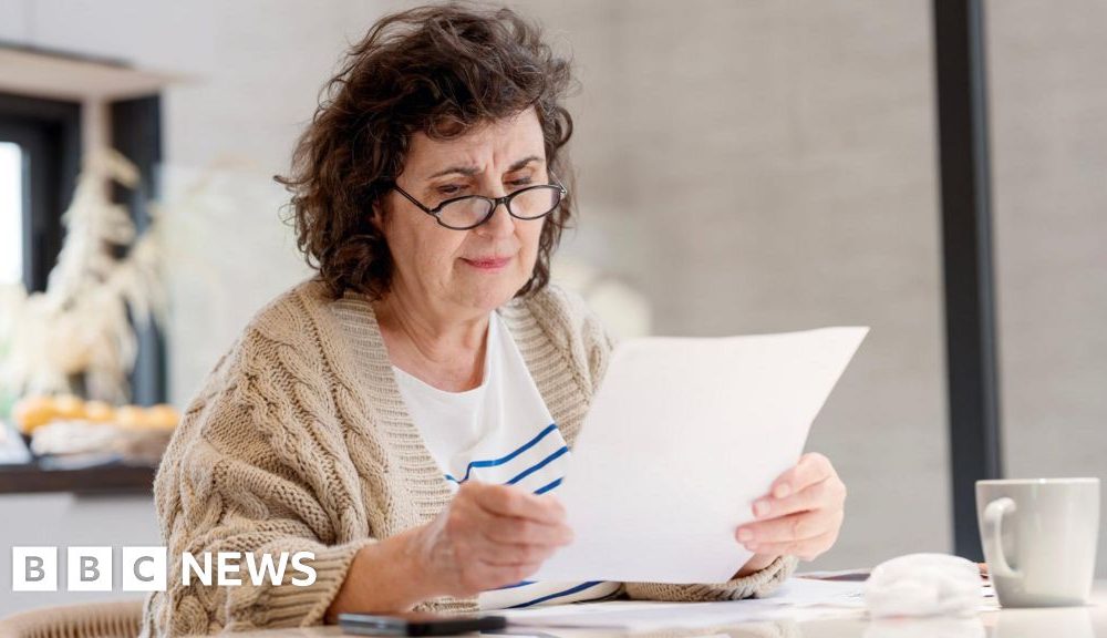 Emergency loans offered to civil servants waiting on pensions