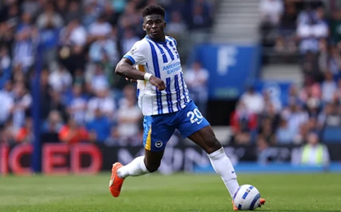 Carlos Baleba wants Manchester United transfer