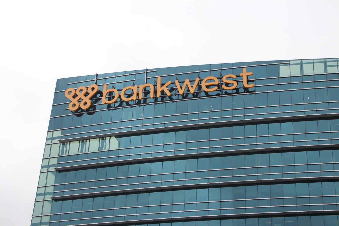 Bankwest to 'no longer employ' new staff