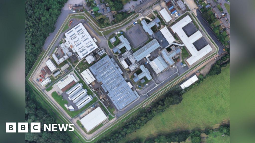 Prison officer jailed after having sex with inmate in 'chapel area'