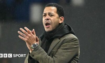 Ruud Gullit posing with the 1997 FA Cup trophy
