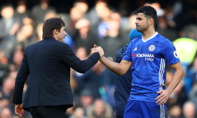 LONDON, ENGLAND - FEBRUARY 04: Antonio Conte, manager of Chelsea shakes hands with Diego Costa of Chelsea after the Premier League match between Chelsea and Arsenal at Stamford Bridge on February 4, 2017 in London, England. (Photo by Clive Rose/Getty Images)