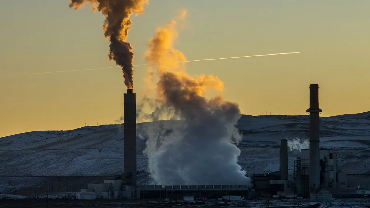 Energy Secretary affirms Trump coal plant plan amid rising electricity costs