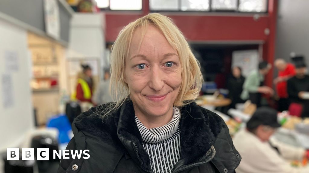 Meir Matters supplies air fryers in Stoke-on-Trent cookery scheme