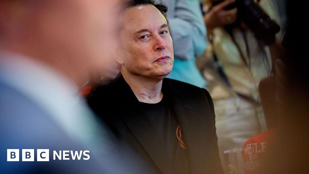 Spat deepens between Elon Musk and Ryanair's O'Leary