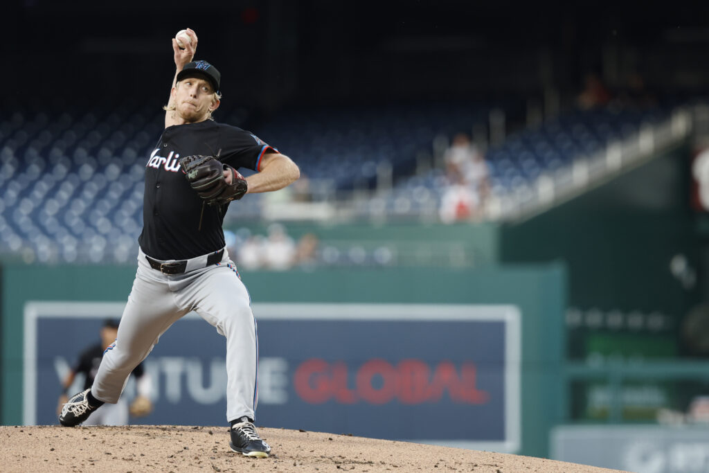 Reds Sign Darren McCaughan To Minor League Deal