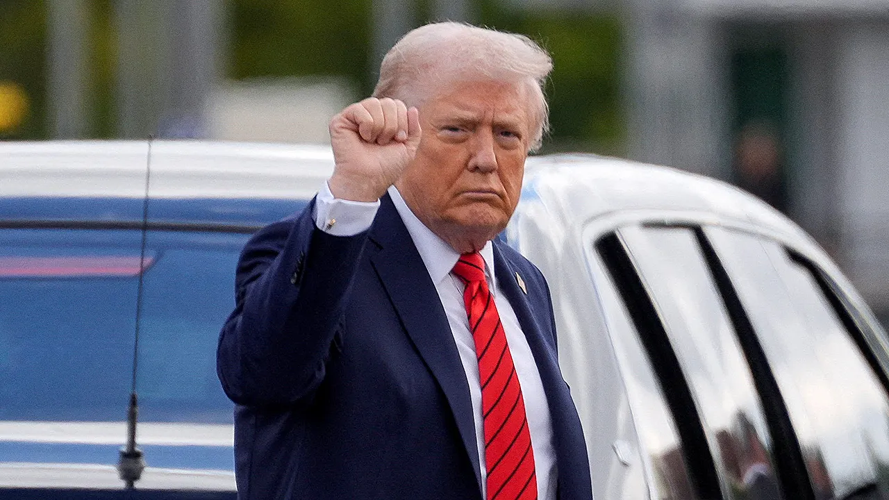 Trump proposes $1.5 trillion military budget despite debt warnings