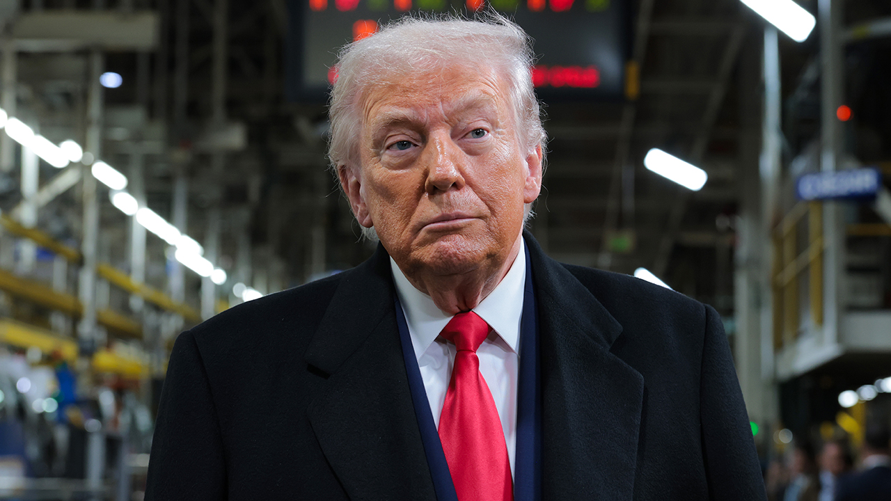 Trump floats massive tariffs on French wine and champagne over Macron Board of Peace rejection