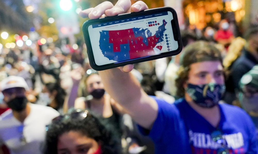 Democrats could face an uphill Electoral College after 2030, new projections show