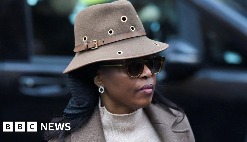 Ex-Nigerian oil minister did not take bribes from industry insiders, court told