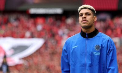 SEATTLE, WASHINGTON - JUNE 21: Luis Henrique #11 of FC Internazionale Milano looks on prior to the FIFA Club World Cup 2025 group E match between FC Internazionale Milano and Urawa Red Diamonds at Lumen Field on June 21, 2025 in Seattle, Washington. (Photo by Buda Mendes/Getty Images)