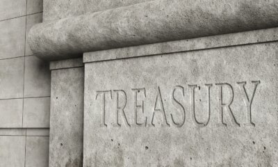 VGSH: Cash-Plus Carry With Rate-Cut Optionality (NASDAQ:VGSH)