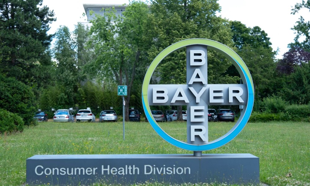 Bayer: Timing Upside In 2025, More Upside Possible But Risky In 2026E (Downgrade) (BAYZF)